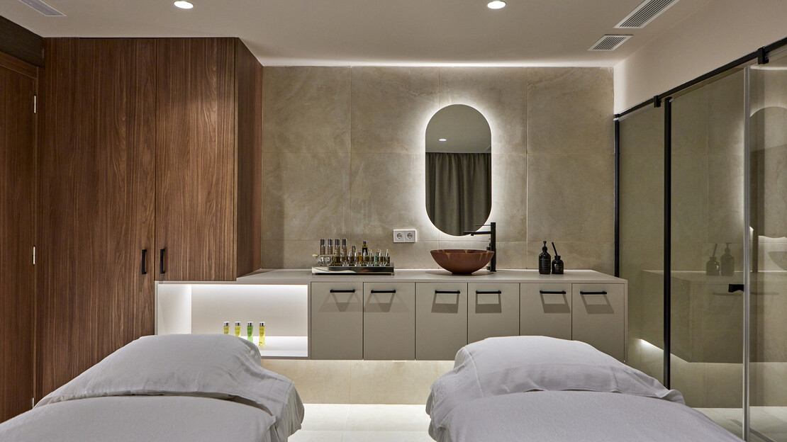 Universal Grand Leon & Spa